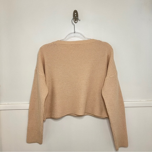 Superdown Pink V-Neck Pullover Cropped Waffle Knit Sweater - Picture 9 of 11